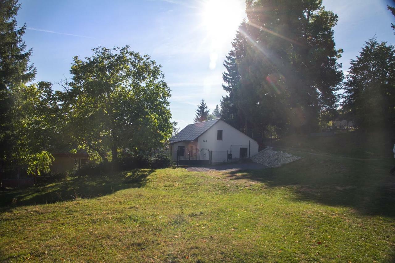 Burg Nad Banskou Stiavnicou Pensionat Stiavnicke Bane Eksteriør billede